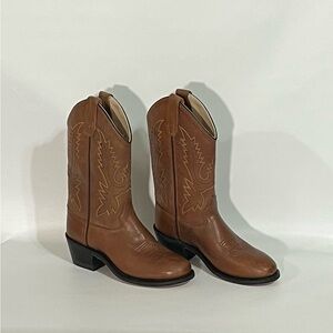 Old West Ladies boots light brown size 4.5 D (6.5 USA) Gently used.